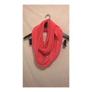 Infinity scarf